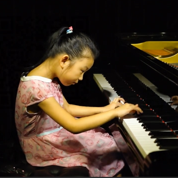 谢佳良《俄罗斯主题变奏曲 》